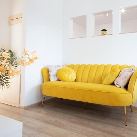 Apartamenty Gorki Male Tuszyn Exterior foto
